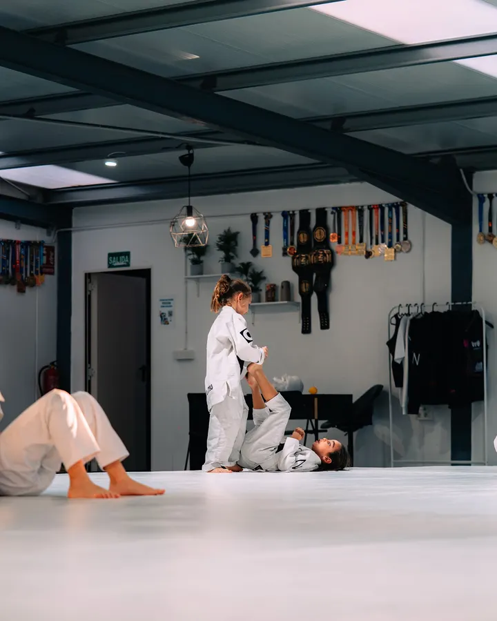ON JIU JITSU — artes marciales-studio en Alicante — 2