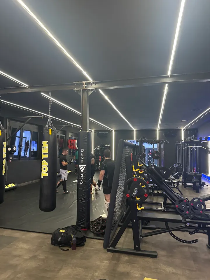 Dens Gym — Fitnessstudio in Almenhof, Mannheim