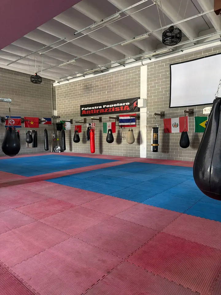 Palestra Popolare Antirazzista — Boxe a Fiumicello, Brescia