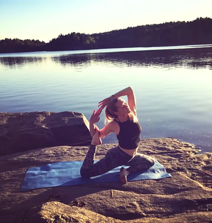Martina Meic — yoga-studio i Ängabo, Alingsås — 2