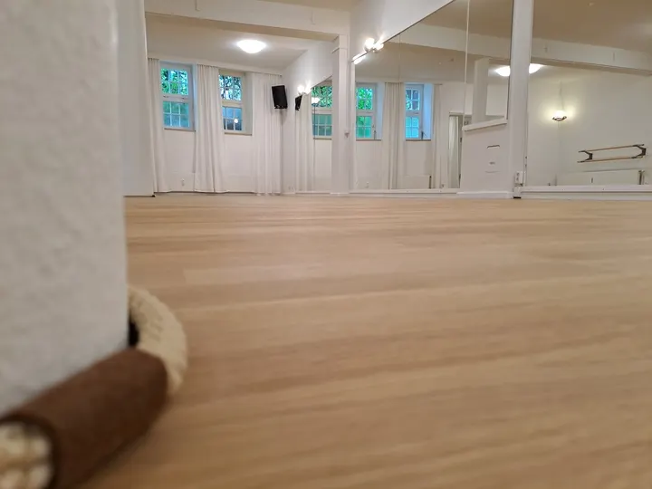 BewegungsArt Marie Louise John — tanz-studio in Lübeck — 3