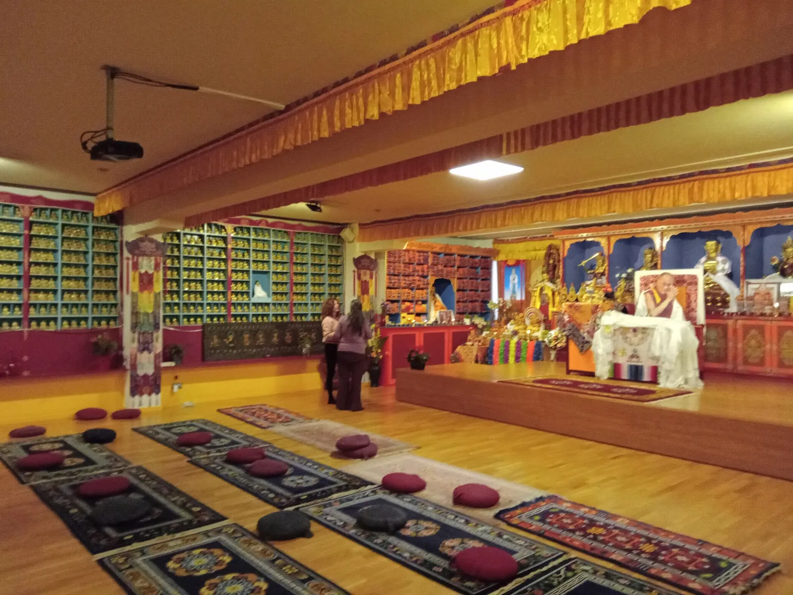 Fundació Casa del Tibet — yoga-studio en Barcelona — 3
