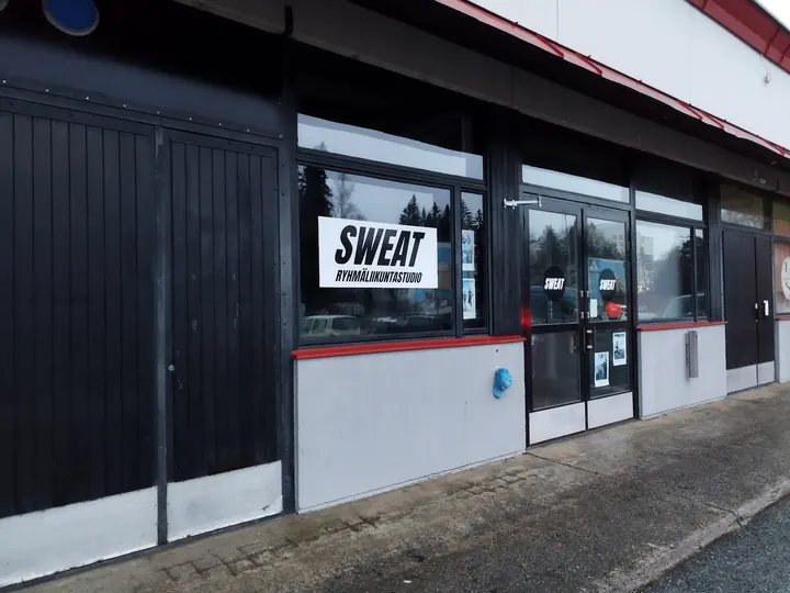 SWEAT ryhmäliikuntastudio — Fitnessstudio – Ristimäki, Tampere