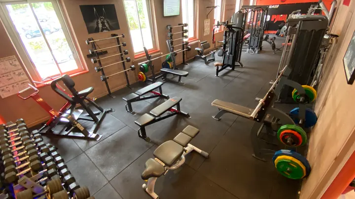 L'escalier Fitness — salle de fitness-studio à Saint-Claude — 5