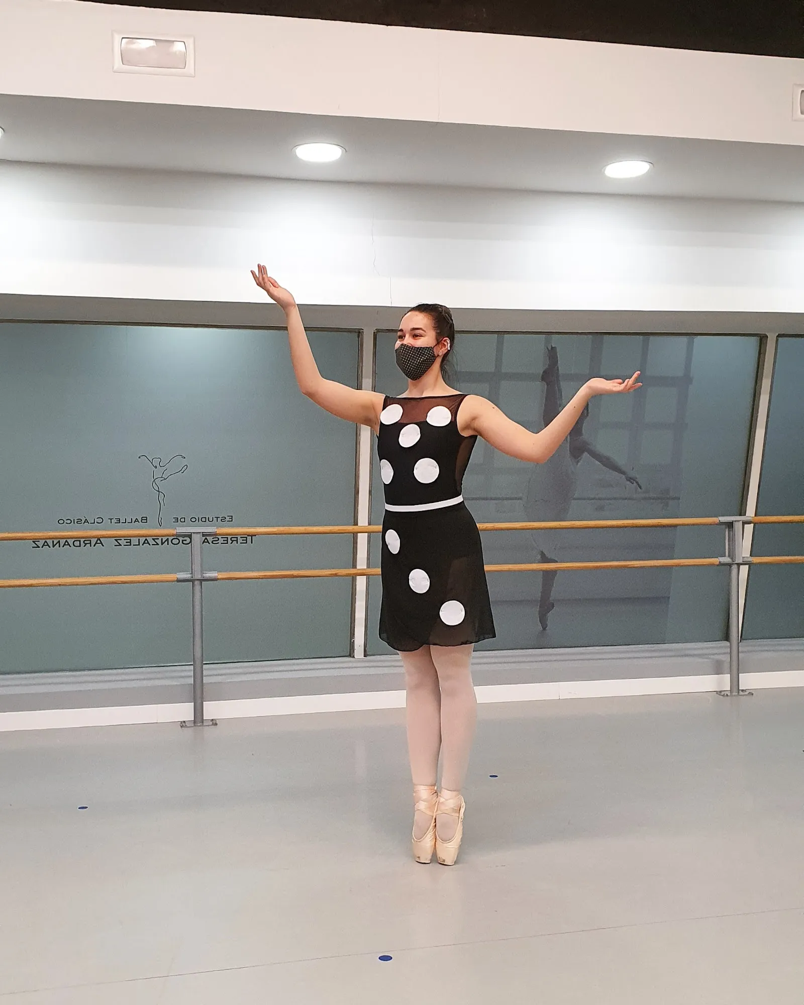 Estudio de Ballet Clásico Teresa González Ardanaz — baile-studio en Indautxu, Bilbao — 3