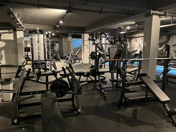 Fit in Düsseldorf GmbH — fitnessstudio in Bilk, Düsseldorf — 2
