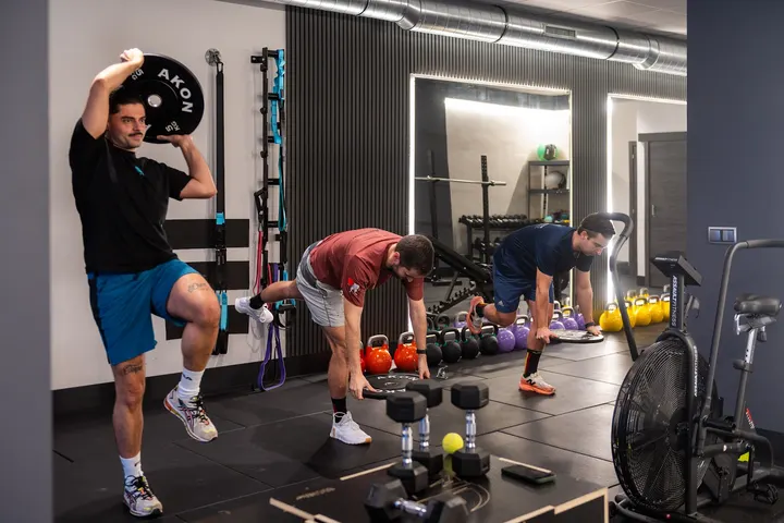 Iago Salvador Training Centre — Entrenamiento personal en Santiago de Vigo, Vigo