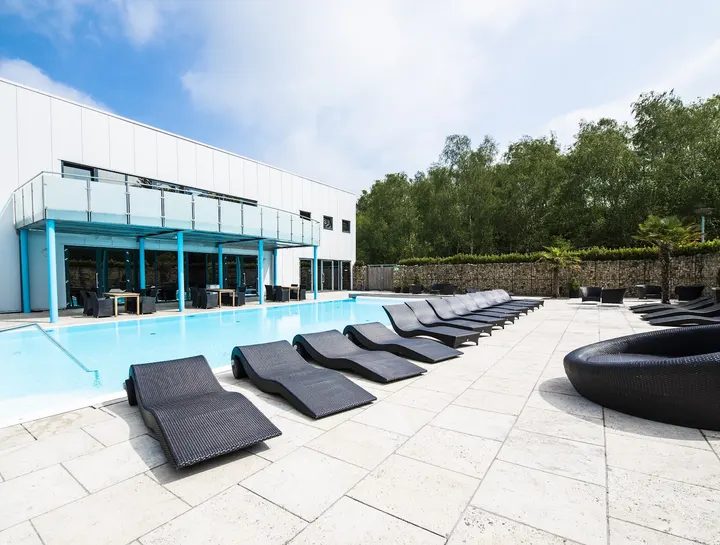 Turnhalle Die Fitnesslounge GmbH — Fitnessstudio in Hacheney, Dortmund