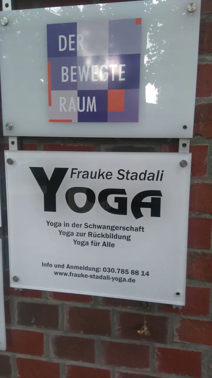 Frauke Stadali Yoga für Schwangere — yoga-studio in Schöneberg, Berlin — 2
