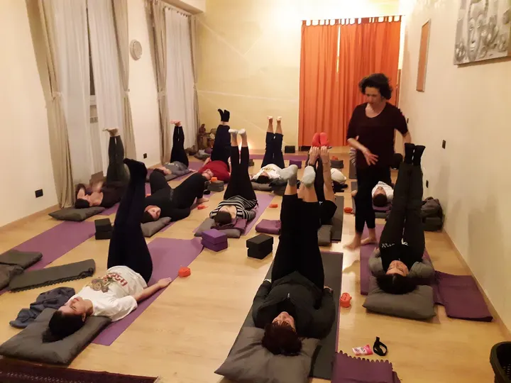 Amritam Yoga Studio — Yoga a San Fruttuoso, Monza