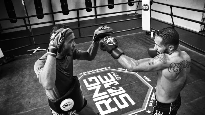 RingSide 12 Chem. des Gorges Bât 28 — boxe-studio à Dardilly, Lyon — 2