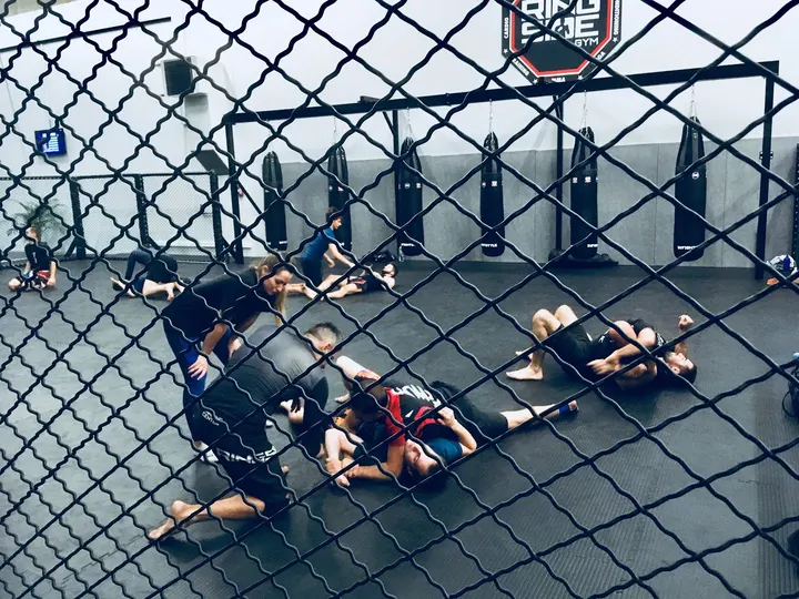 RingSide 12 Chem. des Gorges Bât 28 — CrossFit à Dardilly