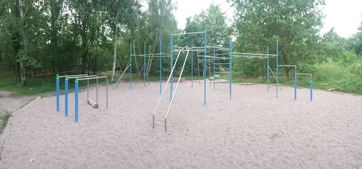 Calisthenics Anlage im Volkspark Potsdam — calisthenics-studio in Bornstedt, Potsdam — 3