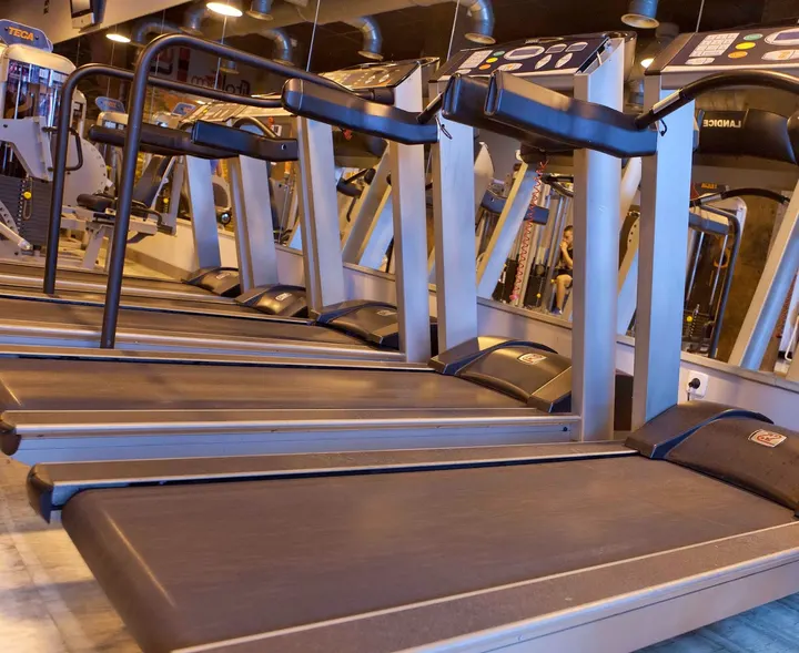 Centro Deportivo Vitalform — Fuerza en Santa Bárbara, Toledo