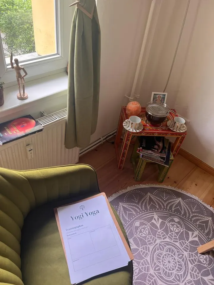 Yogi Yoga Wilheminenhofstr. (AEG Gelände Park) auf der Wiese direkt bei der Spree https://maps.app.goo.gl/F — yoga-studio in Oberschöneweide, Berlin — 3