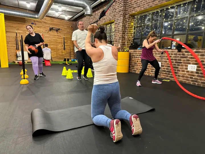FÉNIX SPARTAN - Transformación 3.0 — entrenamiento personal-studio en Jerez de la Frontera — 3