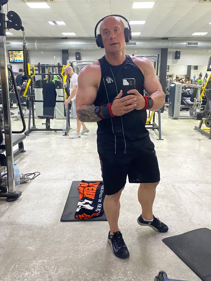 IRON FAN — estudio de fitness-studio en Torrevieja — 3