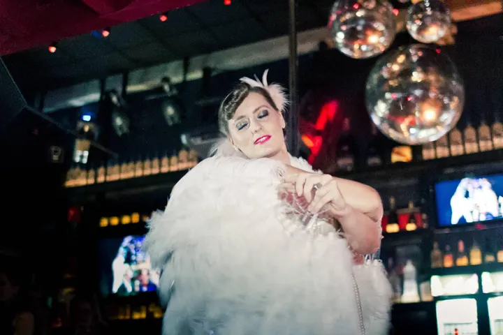 Art Of Tease (Burlesque School) — Danse à Terreaux, Lyon