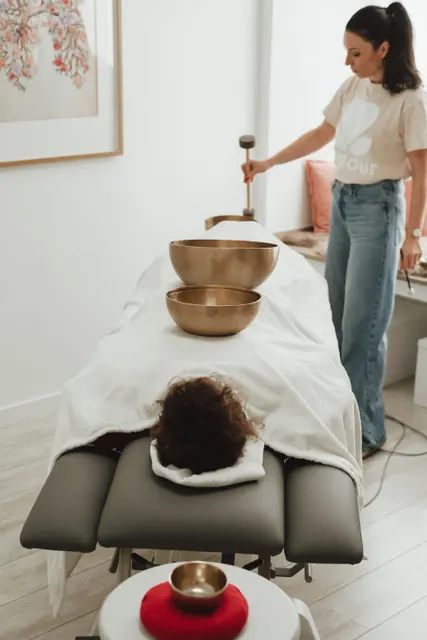 Klangkörperchen - Klangmassage und Klangmeditation — meditation-studio in Köln — 5