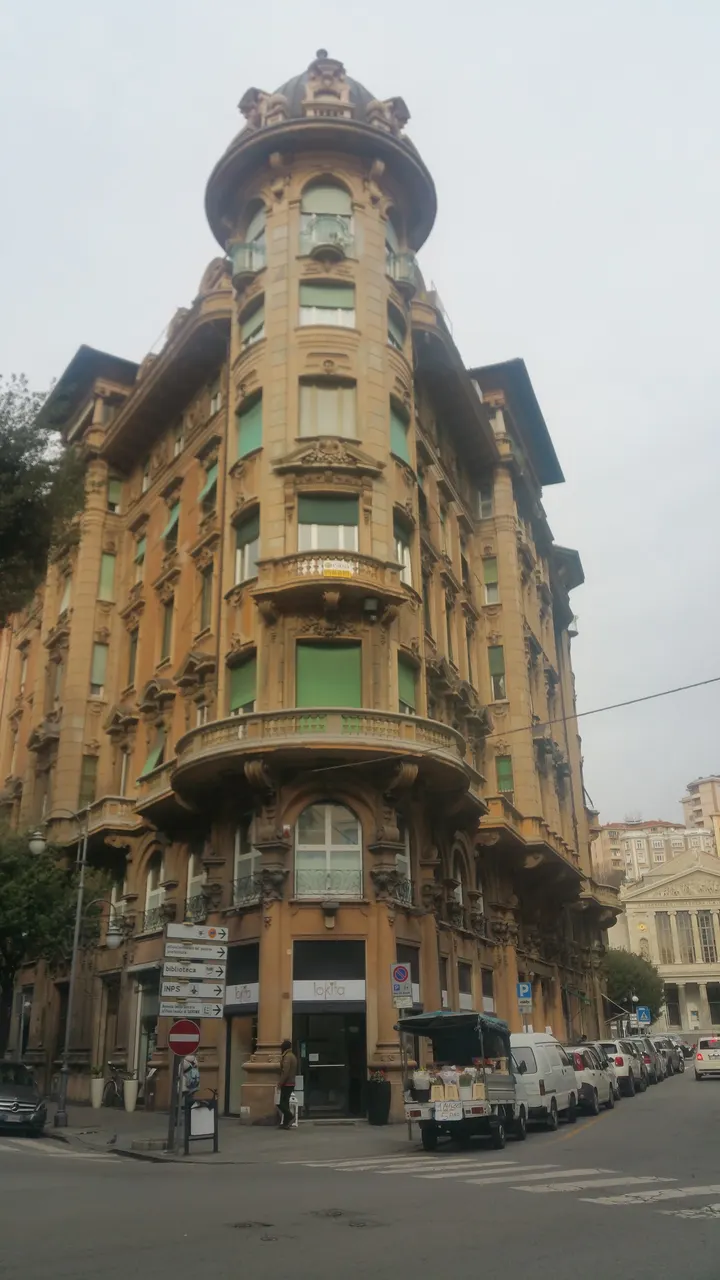 Associazione e Centro Yoga Namaskar — yoga-studio a Savona — 4