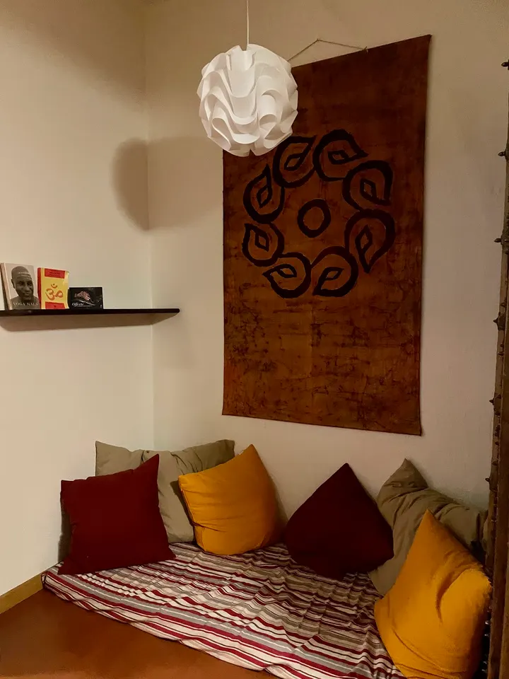 Scuola di Ashtanga Yoga Milano — Yoga a Guastalla, Milano