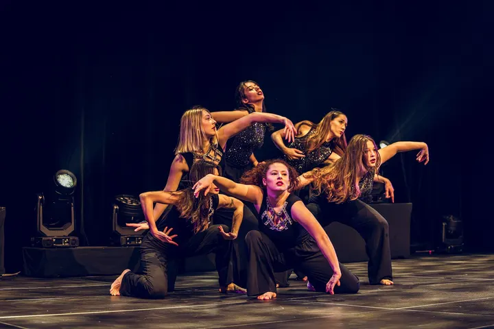 Art Dance International — danse-studio à Capitole / Arnaud Bernard / Carmes, Toulouse — 3