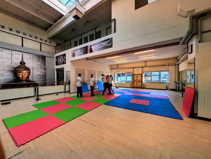 Wing Tsjun International Sportschulen — kampfsport-studio in Leichlingen (Rheinland), Köln — 2
