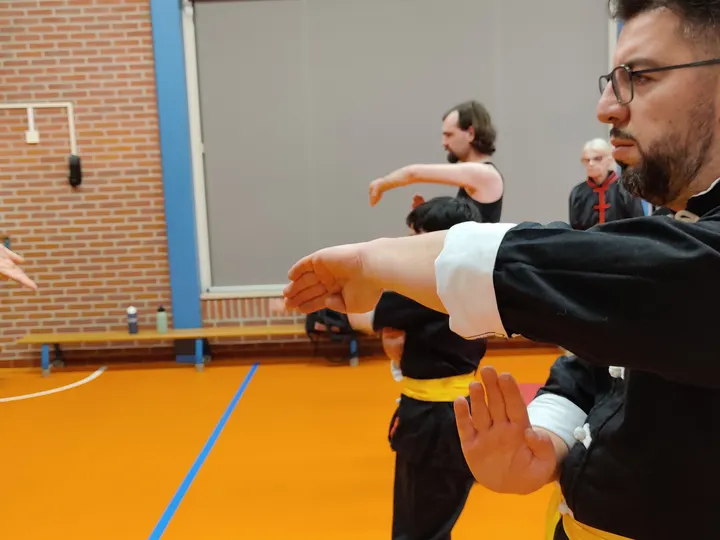 Vereniging Padme Witte Lotusbloem Wing Chun Kung-Fu Sport School — vechtsport-studio in Griend, Lelystad — 3