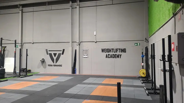 Weightlifting Academy — fuerza-studio en Sant Andreu de la Barca, Barcelona — 3