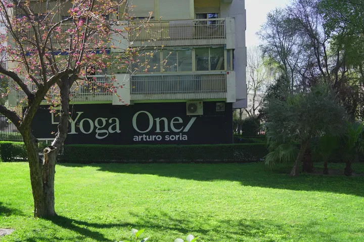 YogaOne Arturo Soria — yoga-studio en Ciudad Lineal, Madrid — 3