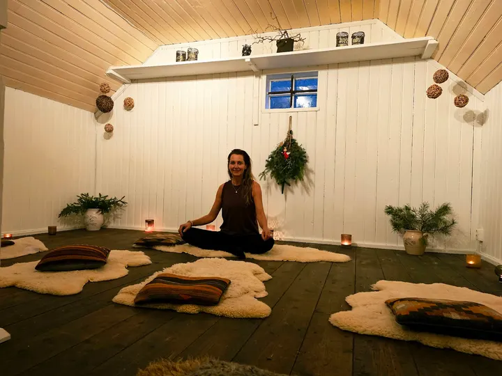RÖRLIGHETSTRÄNING - HJO — yoga-studio i Hjo — 5