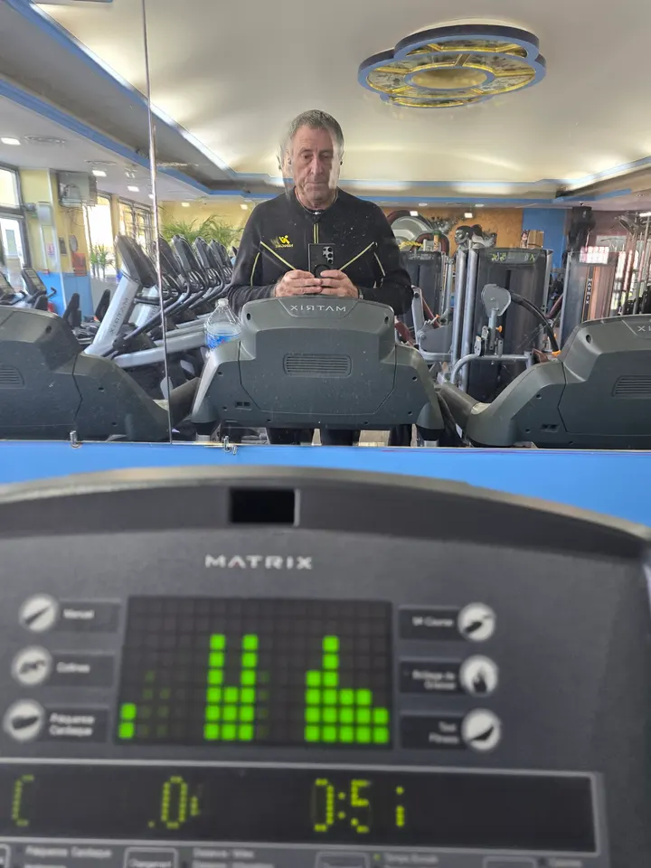 Tahiti Fitness — salle de fitness-studio à Neuilly-sous-Clermont — 5