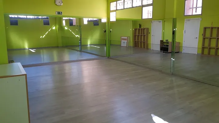 Orishas Dance S.L. — baile-studio en San Blas - Canillejas, Madrid — 3