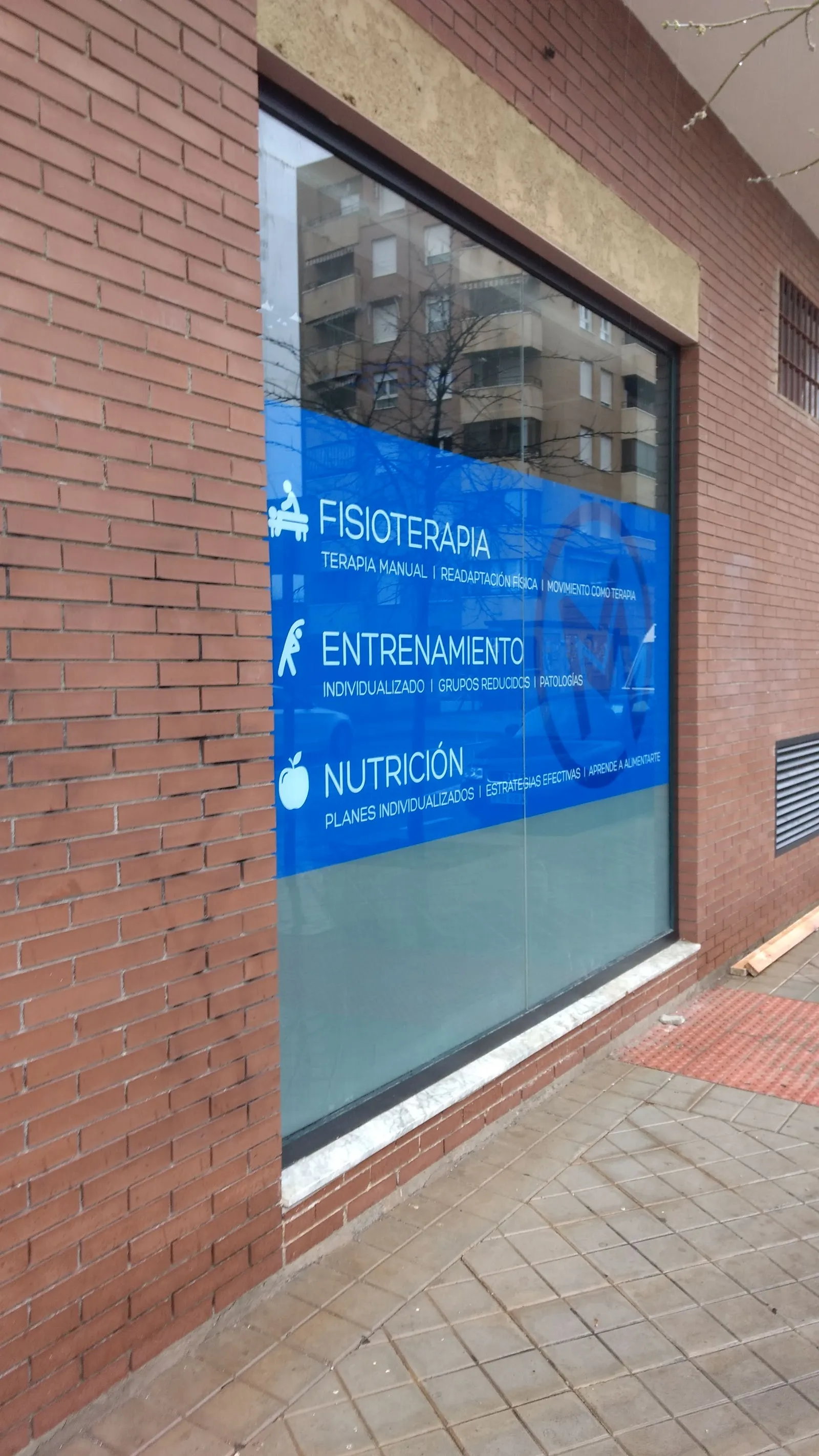 MYOCLINIC - Fisioterapia, Entrenamiento, Nutrición y Medicina Estética — entrenamiento personal-studio en Granada — 3