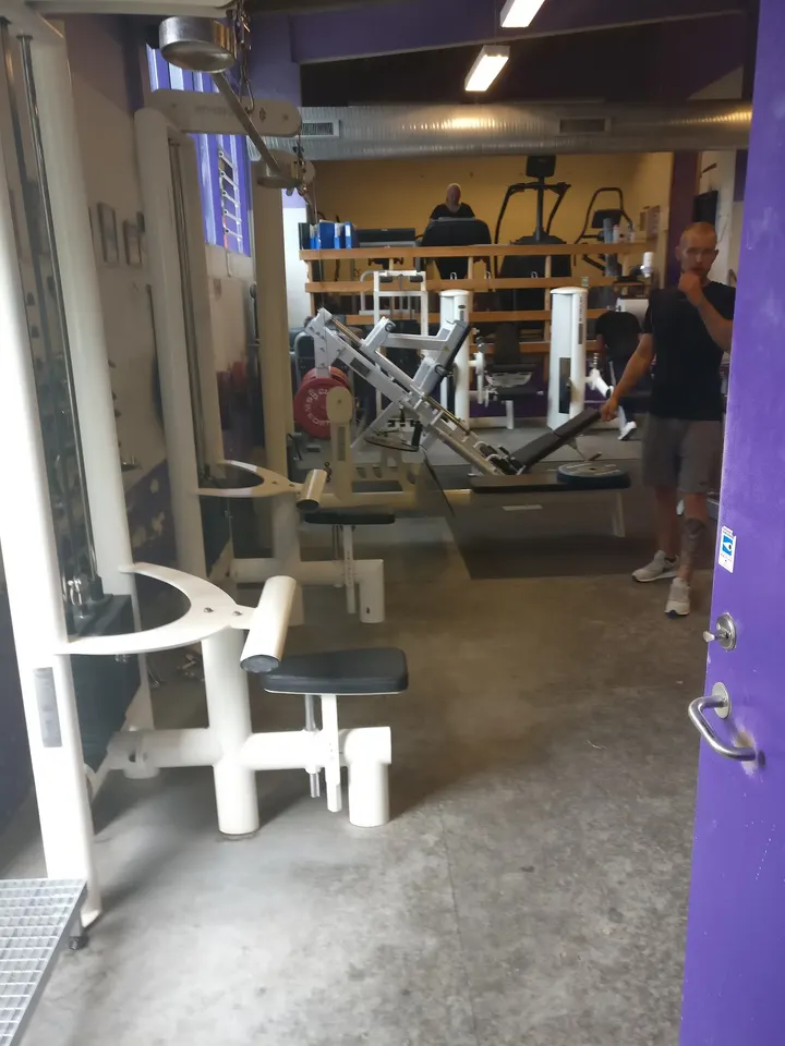 FH Hallen — træningsstudio i Lynge Overdrev, Lillerød — 2