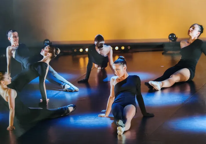 Chaperon Isabelle — danse-studio à Clos Pré Renault, Orléans — 2
