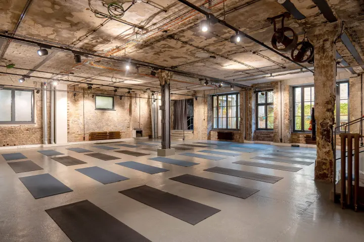 YOGA REBELLION – Neukölln — Yoga in Neukölln, Berlin