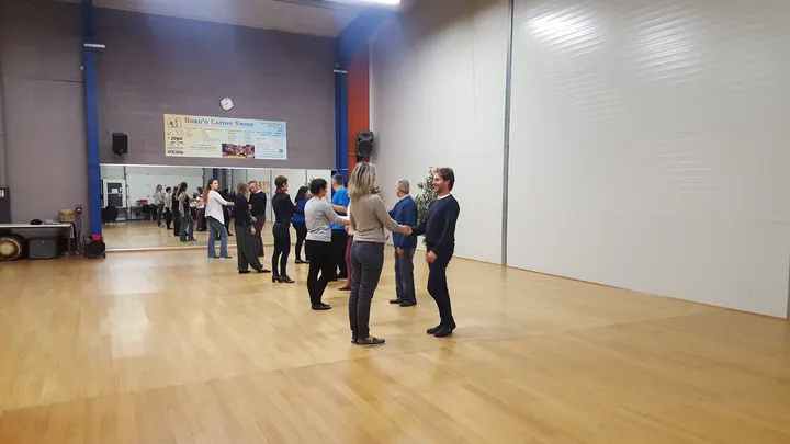 Bord'o Latino Swing — Danse au Brucat, Villenave-d'Ornon