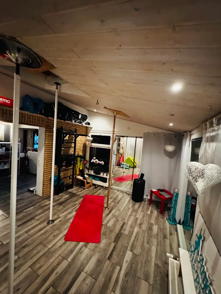 Anjas Pole Buddies Flensburg — pole fitness-studio in Weding, Handewitt — 2