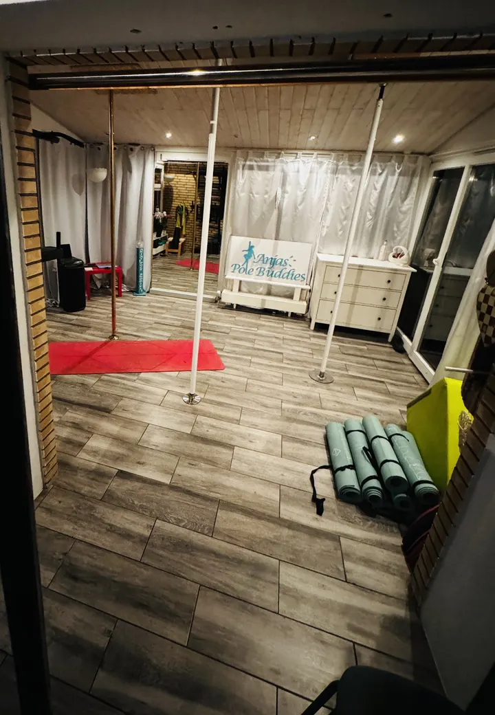 Anjas Pole Buddies Flensburg — pole fitness-studio in Weding, Handewitt — 3