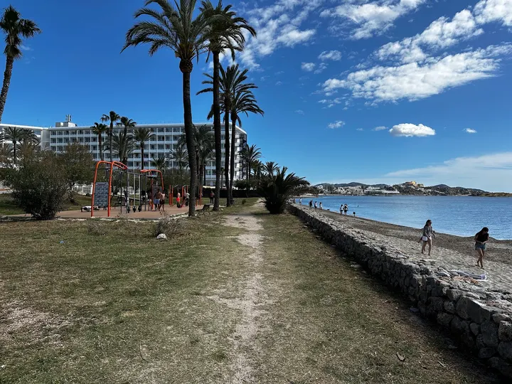 Parque de calistenia — calisthenics-studio en Can Bossa, Ibiza — 3