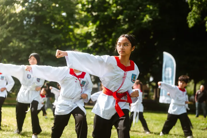 Pencak Silat Merpati Putih Nederland — vechtsport-studio in Escamp, Den Haag — 2
