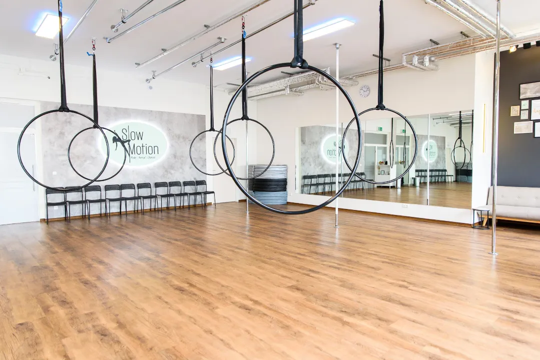 Slow Motion — pole fitness-studio in Griesheim — 3