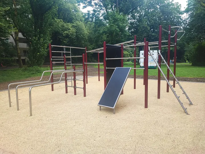 Calisthenics Park — calisthenics-studio in Burtscheid, Aachen — 2