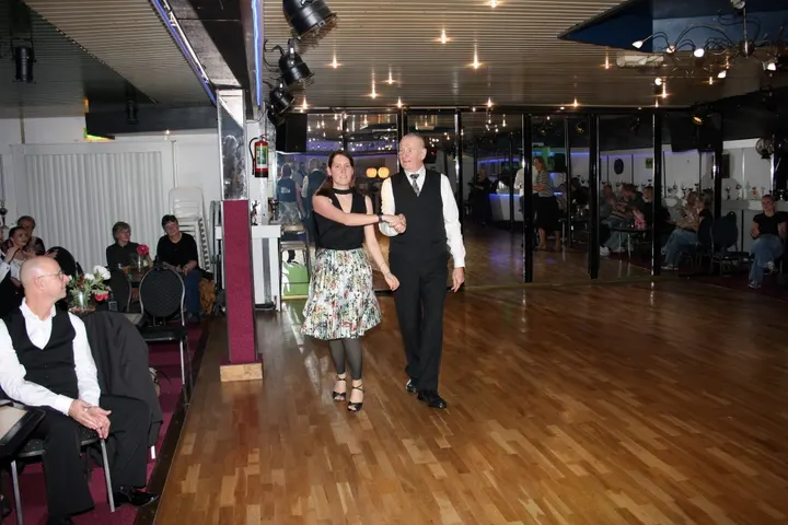 Dansschool Ruitenbeek V.O.F. — Dans in Veenendaal