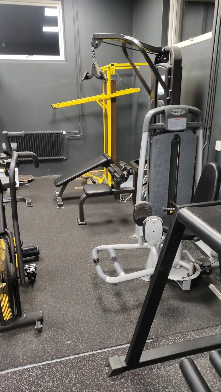 Svarteborgs gym — träningsstudio i Lågum, Dingle — 2