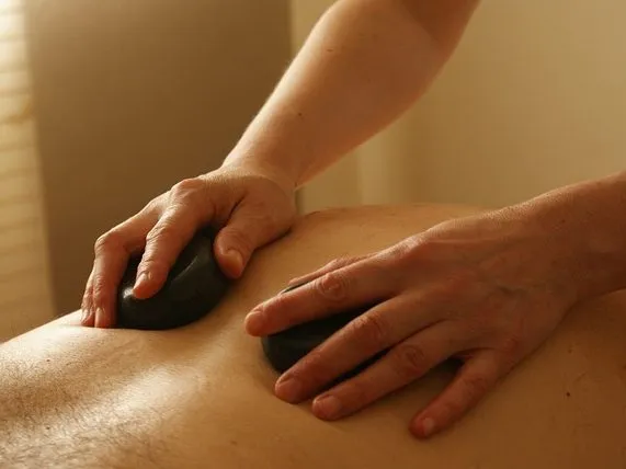 Ananta Massage & Terapi — wellness-studio i Stenstan, Sundsvall — bild 3