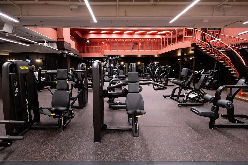 Kuntosali Forever Töölö — fitnessstudio – Taka-Töölö, Helsinki — 2