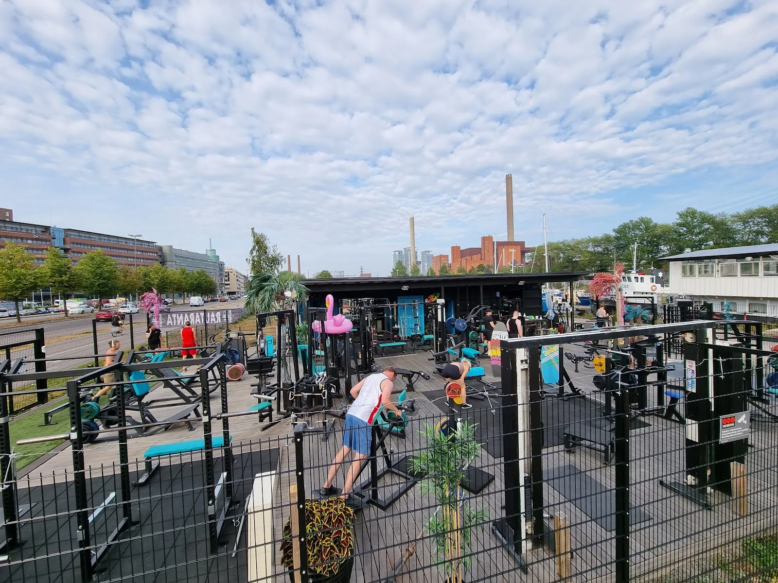 Outdoor Gym — fitnessstudio – Lauttasaari, Helsinki — 3