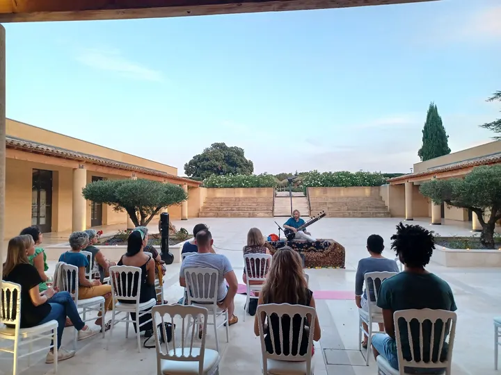 Yoga Emily — yoga-studio à Nîmes — 2